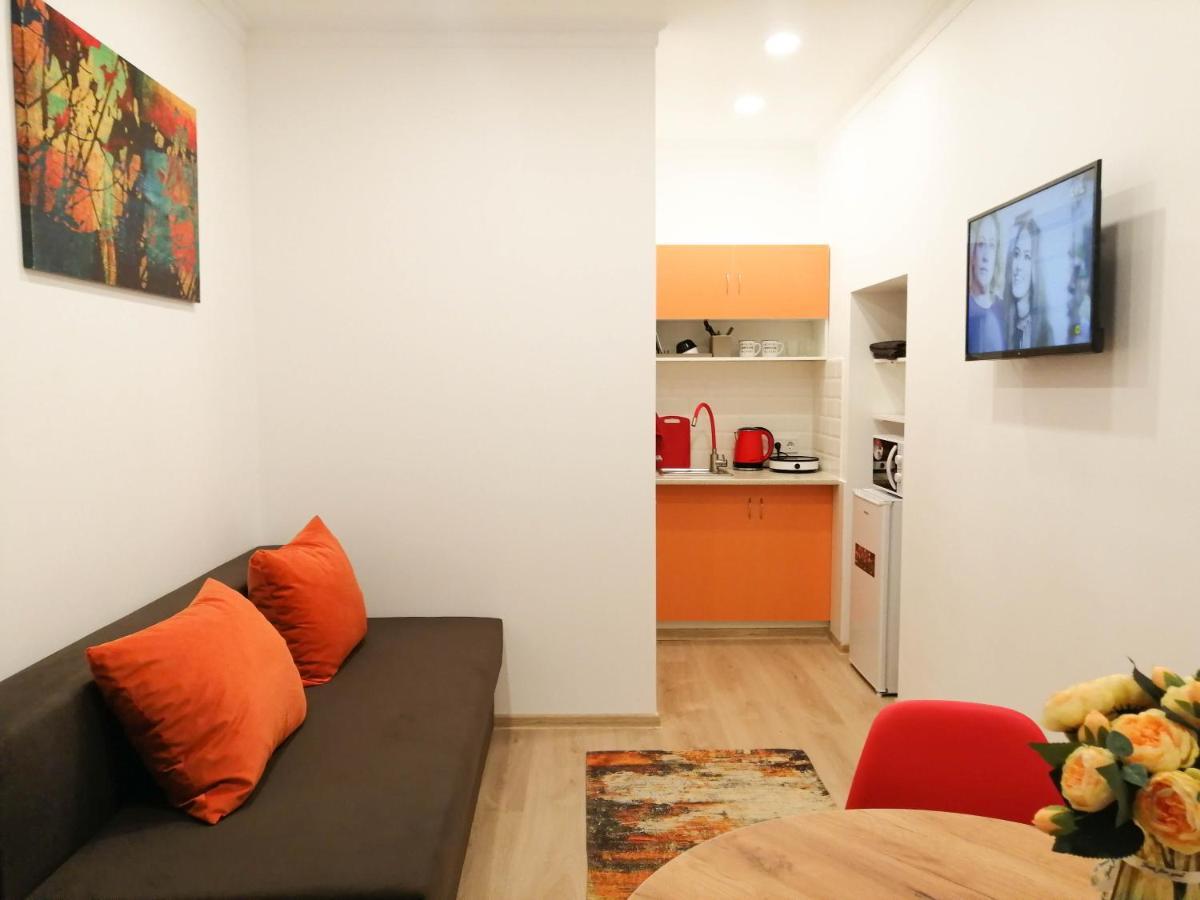 Світло Цілодобово Apartments In The City Center Lviv Luaran gambar