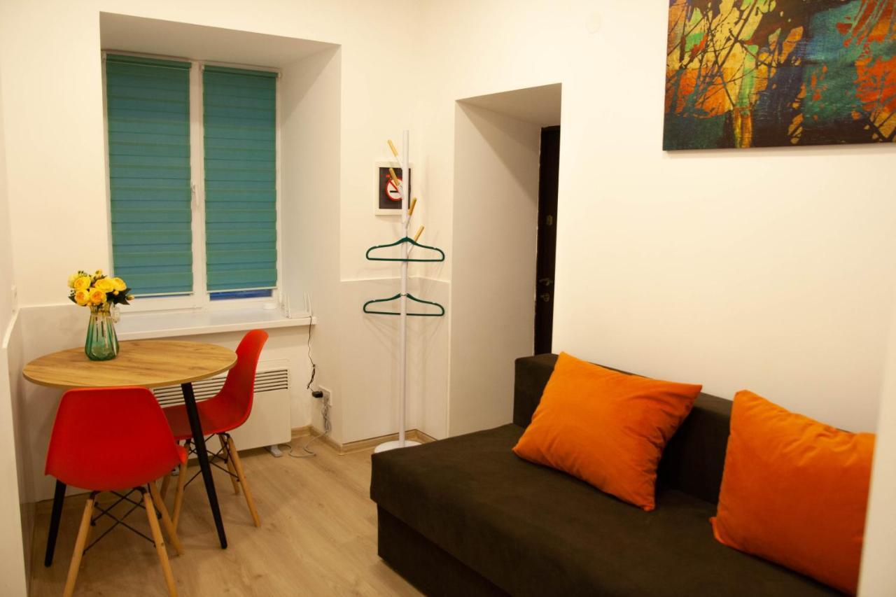 Світло Цілодобово Apartments In The City Center Lviv Luaran gambar