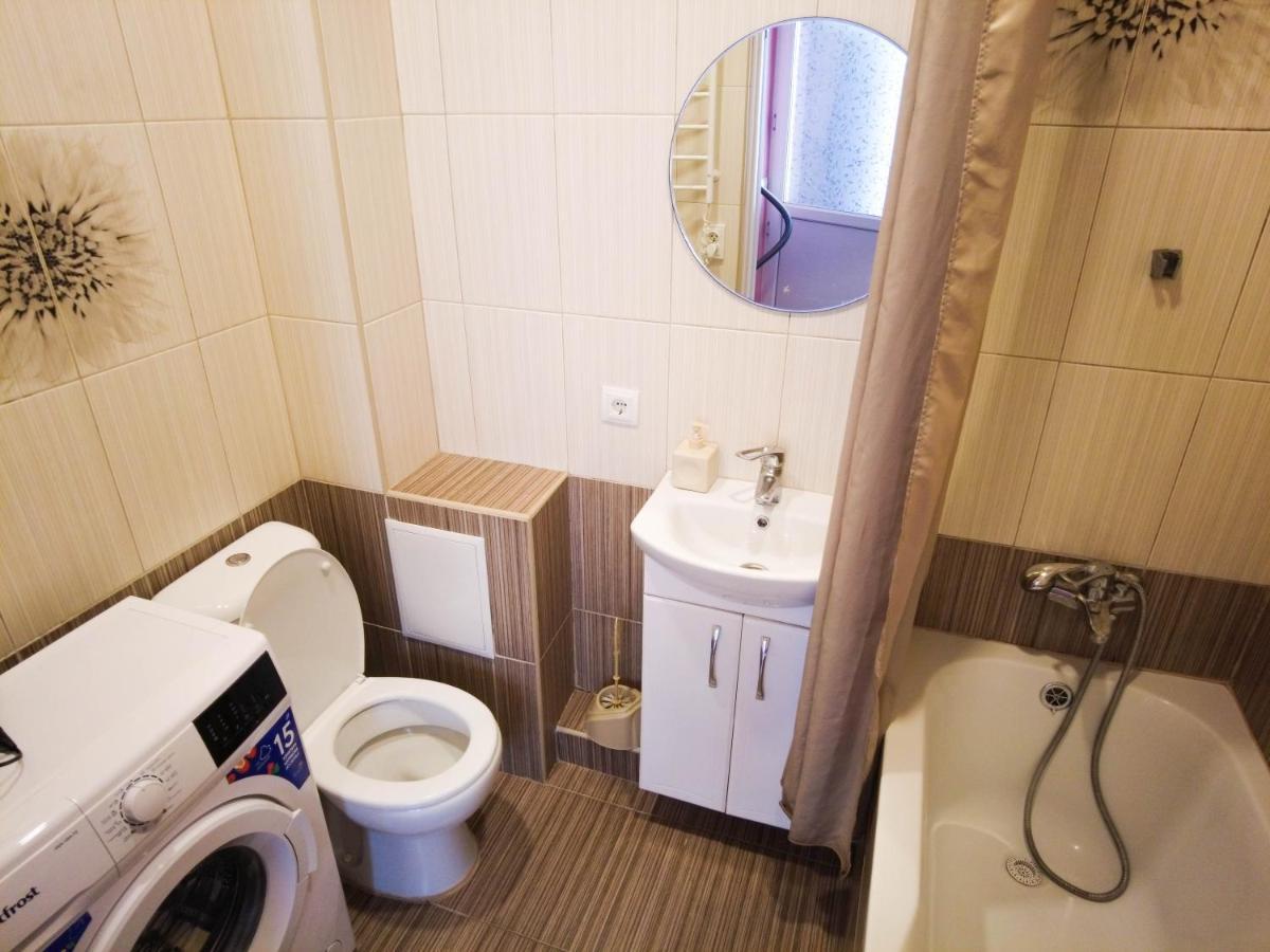 Світло Цілодобово Apartments In The City Center Lviv Luaran gambar